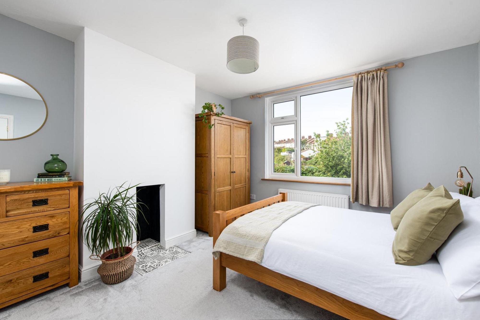 Charming Family Home With Stoves, Garden & Parking Bristol Bagian luar foto